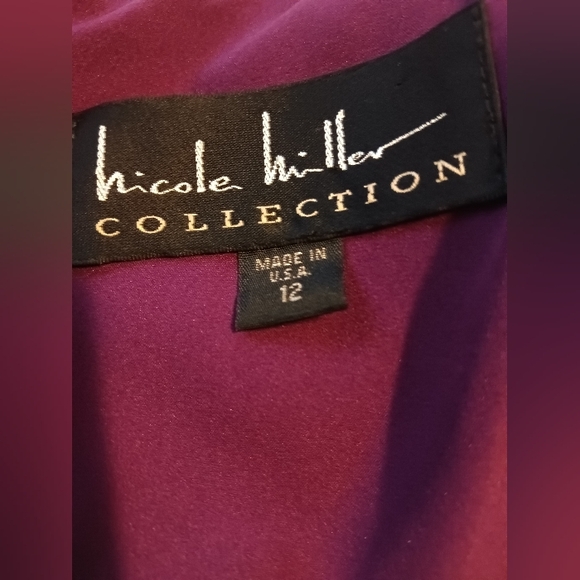 Nicole Miller Collection purple silk fitted rouched Cocktail dress. Size 12 - Picture 6 of 7